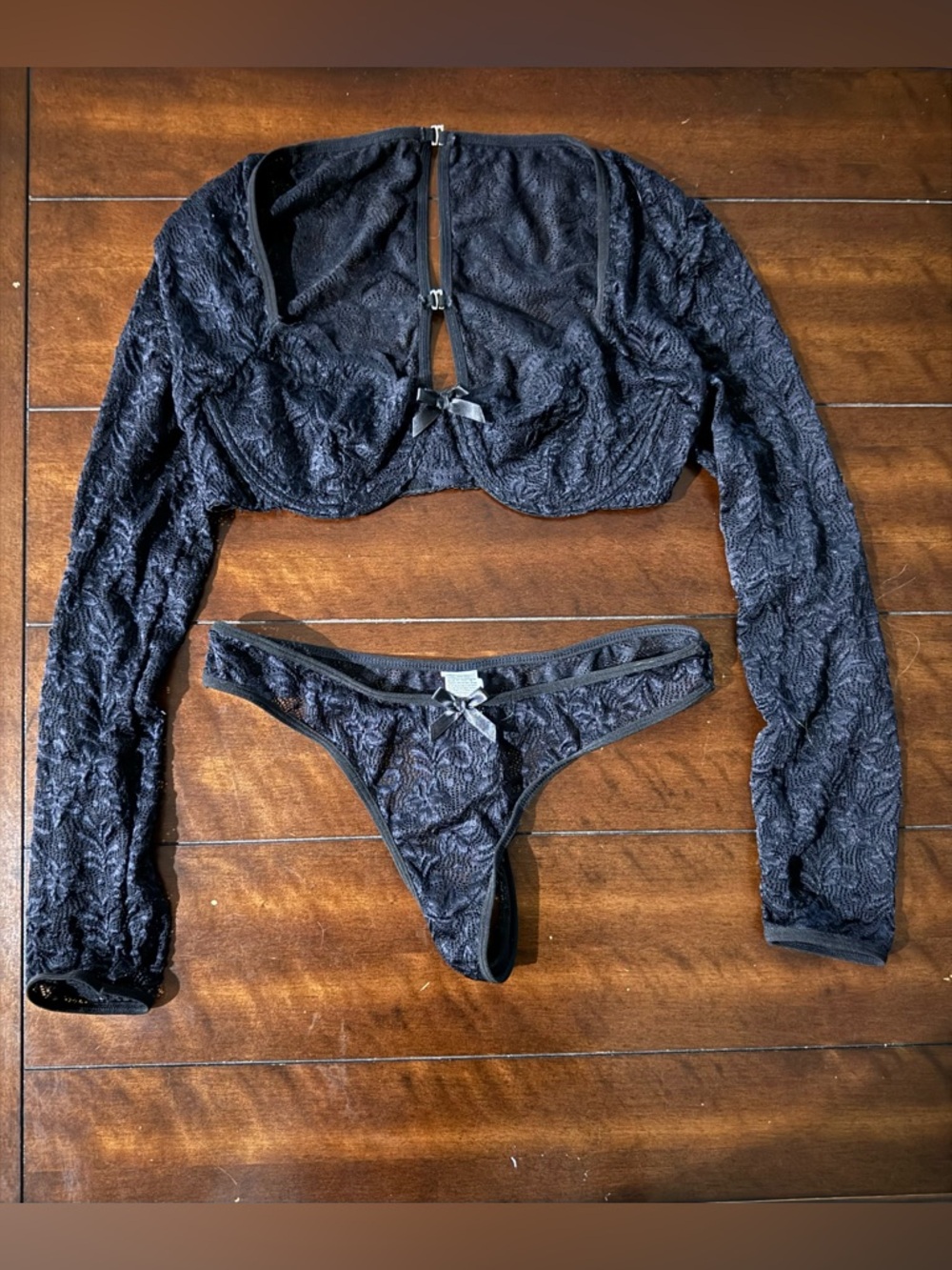 Black Lace Long-Sleeve Bralette & Thong Two-Piece Set